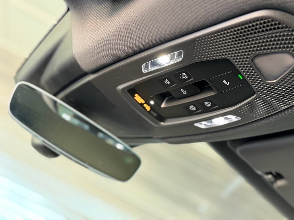 New 2026 Porsche Cayenne AWD/4WD image 22