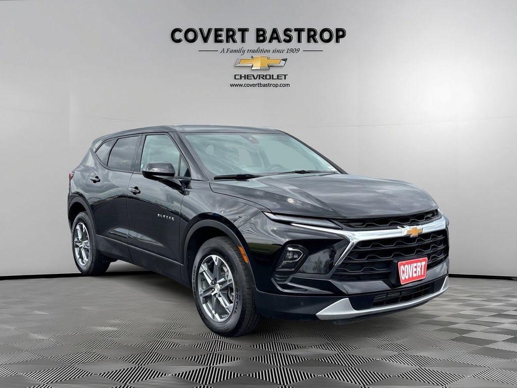 Used 2025 Chevrolet Blazer LT AWD/4WD image 6