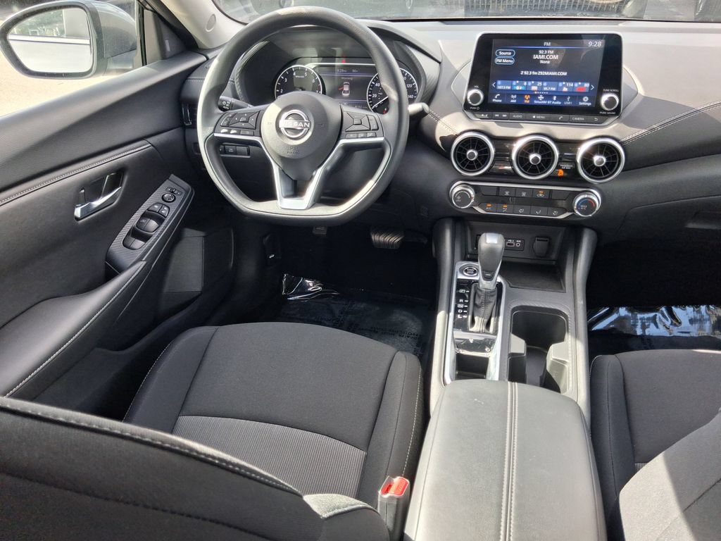 Used 2025 Nissan Sentra SV FWD image 18