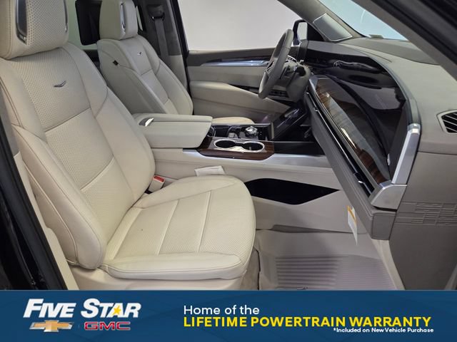 New 2026 Cadillac Escalade Platinum Sport w/ LPO, Floor Liner Package AWD/4WD image 17