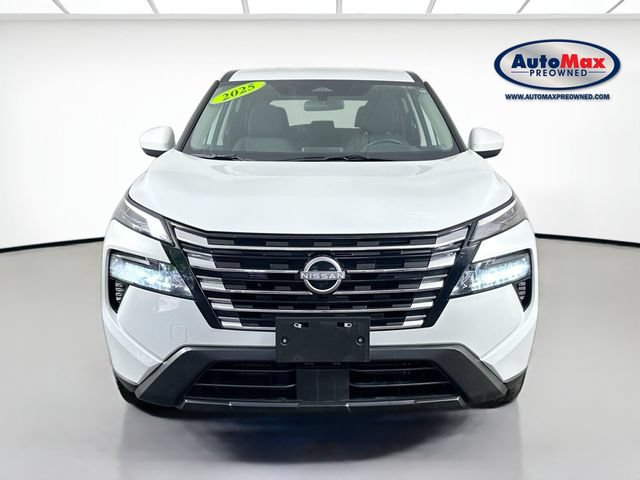 Used 2025 Nissan Rogue SV AWD/4WD image 6