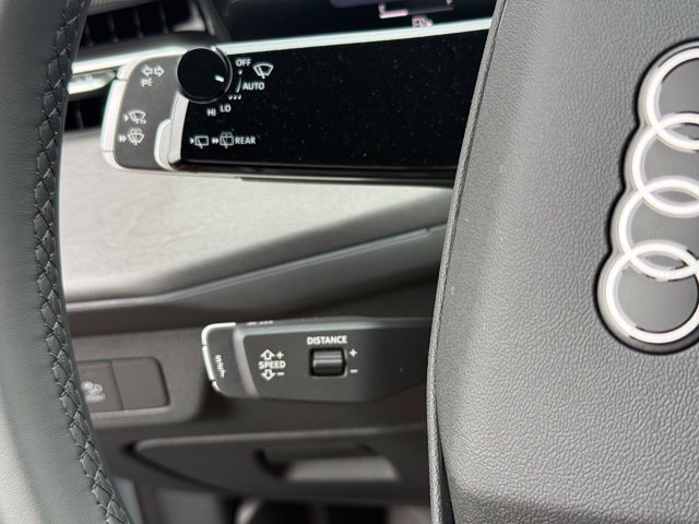 New 2026 Audi Q3 quattro 2.0T AWD/4WD image 31