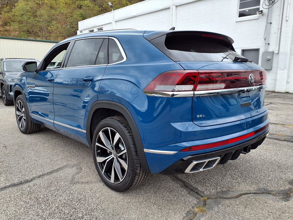 New 2026 Volkswagen Atlas Cross Sport SEL Premium R-Line image 2