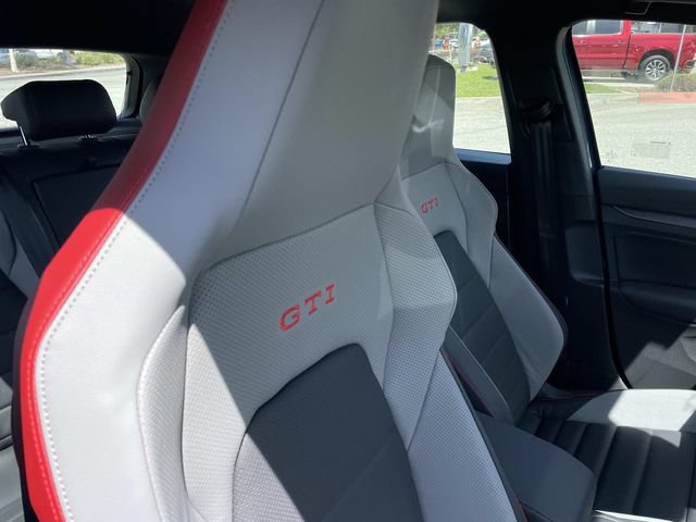 New 2026 Volkswagen GTI SE FWD image 27