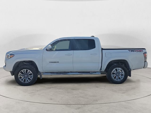 Used 2021 Toyota Tacoma TRD Sport w/ Technology Package image 2