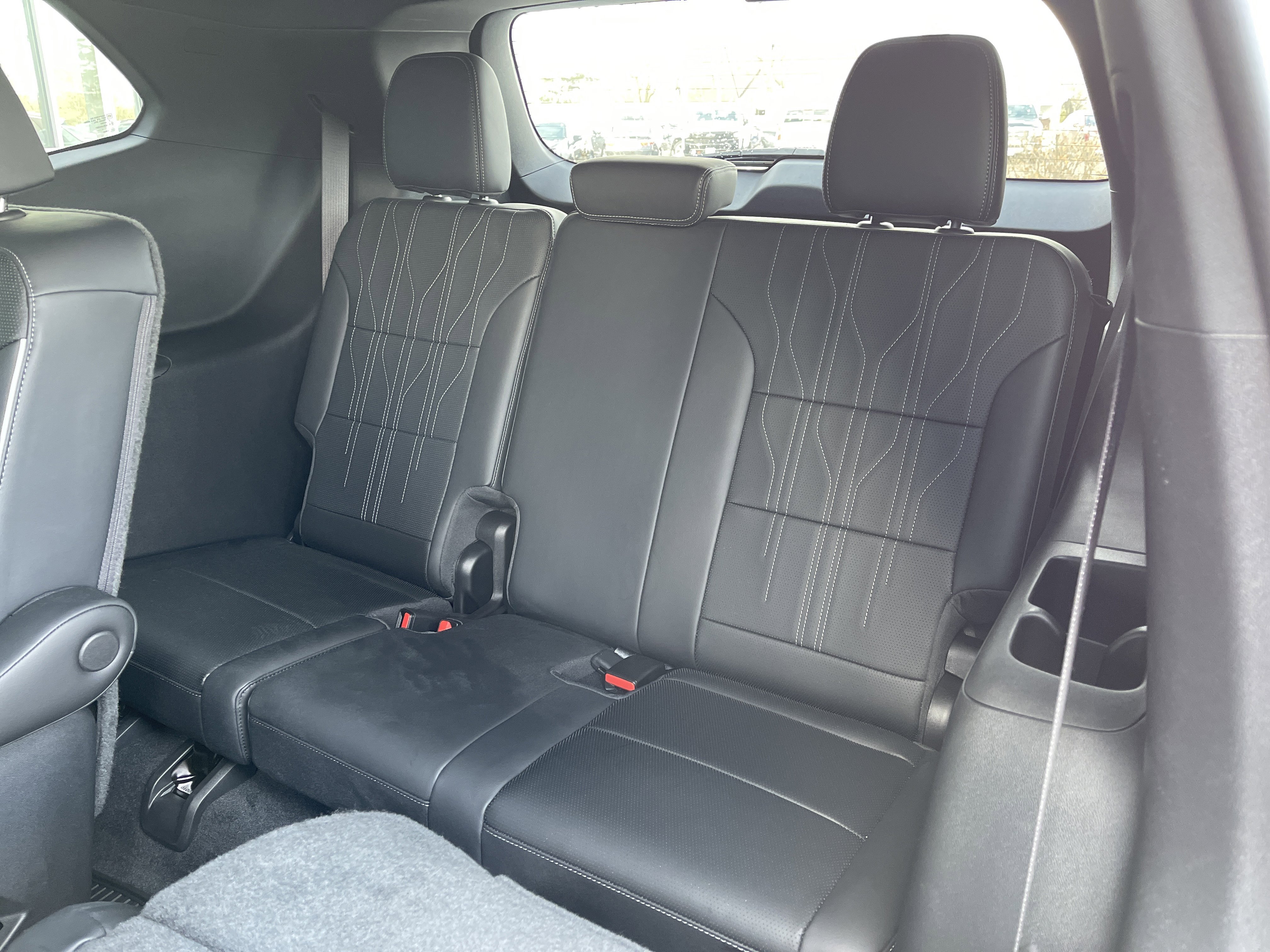 Used 2025 Buick Enclave Avenir w/ Super Cruise Package image 49