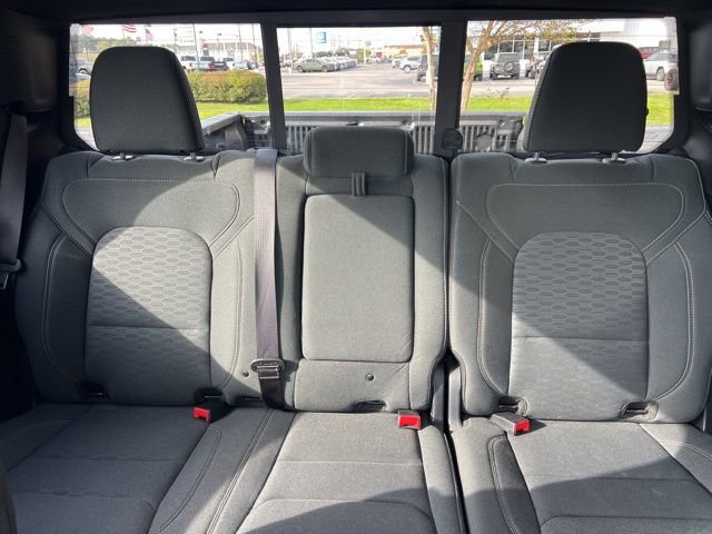 Used 2025 RAM 1500 Big Horn AWD/4WD image 19
