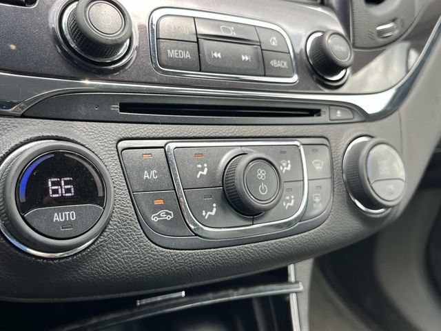 Used 2014 Chevrolet Impala LT w/ Convenience Package FWD image 29