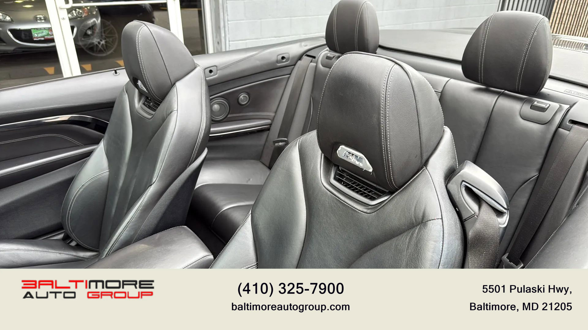 Used 2017 BMW M4 Convertible w/ Competition Package image 28