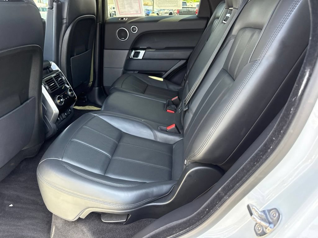 Used 2019 Land Rover Range Rover Sport HSE AWD/4WD image 30