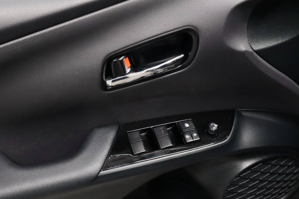 Used 2021 Toyota Prius Prime LE image 23