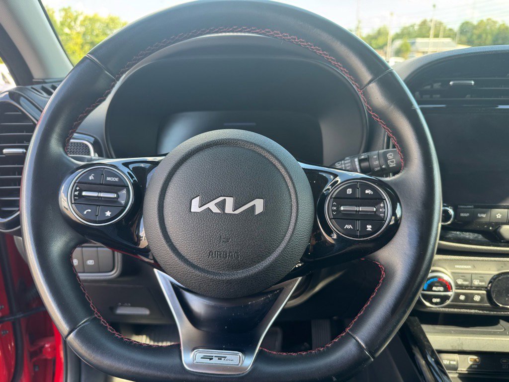 Used 2023 Kia Soul GT-Line w/ GT-Line Technology Package image 5