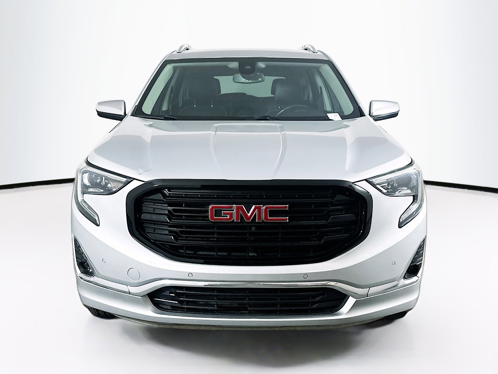 Used 2018 GMC Terrain Denali w/ Advanced Safety Package AWD/4WD image 2