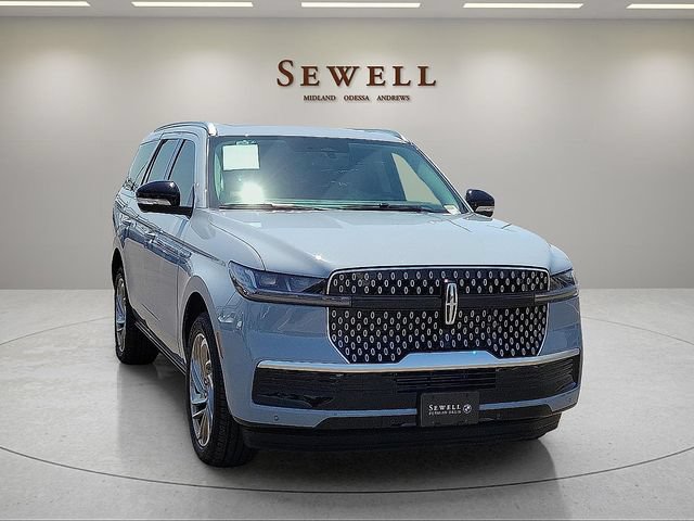 Used 2026 Lincoln Navigator Reserve AWD/4WD image 7