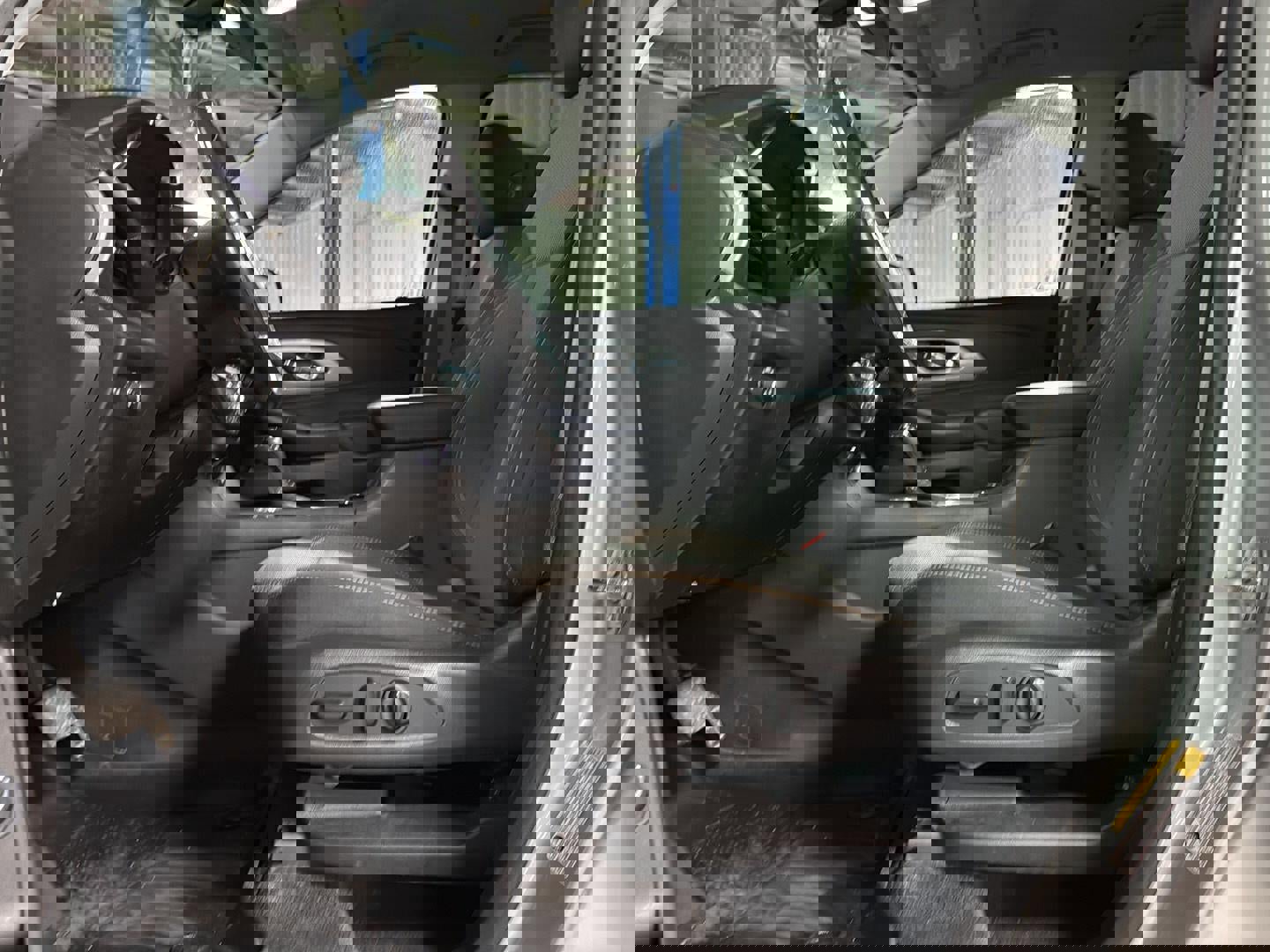 Used 2020 Chevrolet Traverse LT w/ LPO, Cargo Package image 12