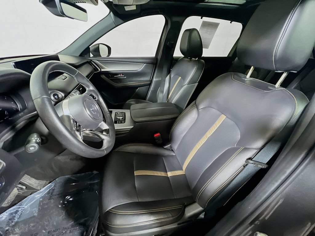Used 2024 MAZDA CX-90 Plug-In Hybrid w/ Premium Plus AWD/4WD image 18