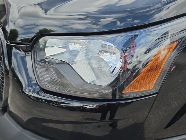 Used 2025 Ford Transit 350 XL image 11