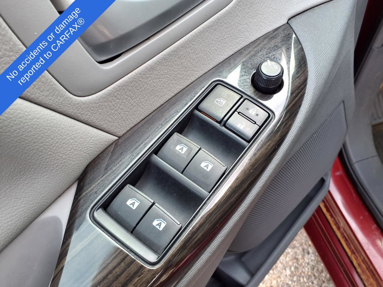 Used 2015 Toyota Sienna XLE FWD image 14