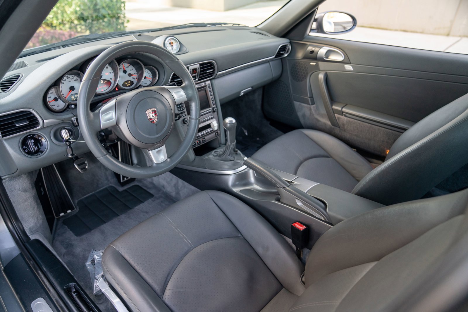 Used 2006 Porsche 911 Carrera 4S AWD/4WD image 4