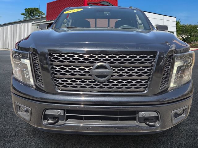 Used 2019 Nissan Titan SV w/ SV Convenience Package image 8
