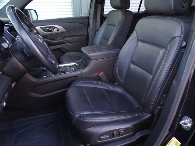 Used 2022 Chevrolet Traverse LT image 27