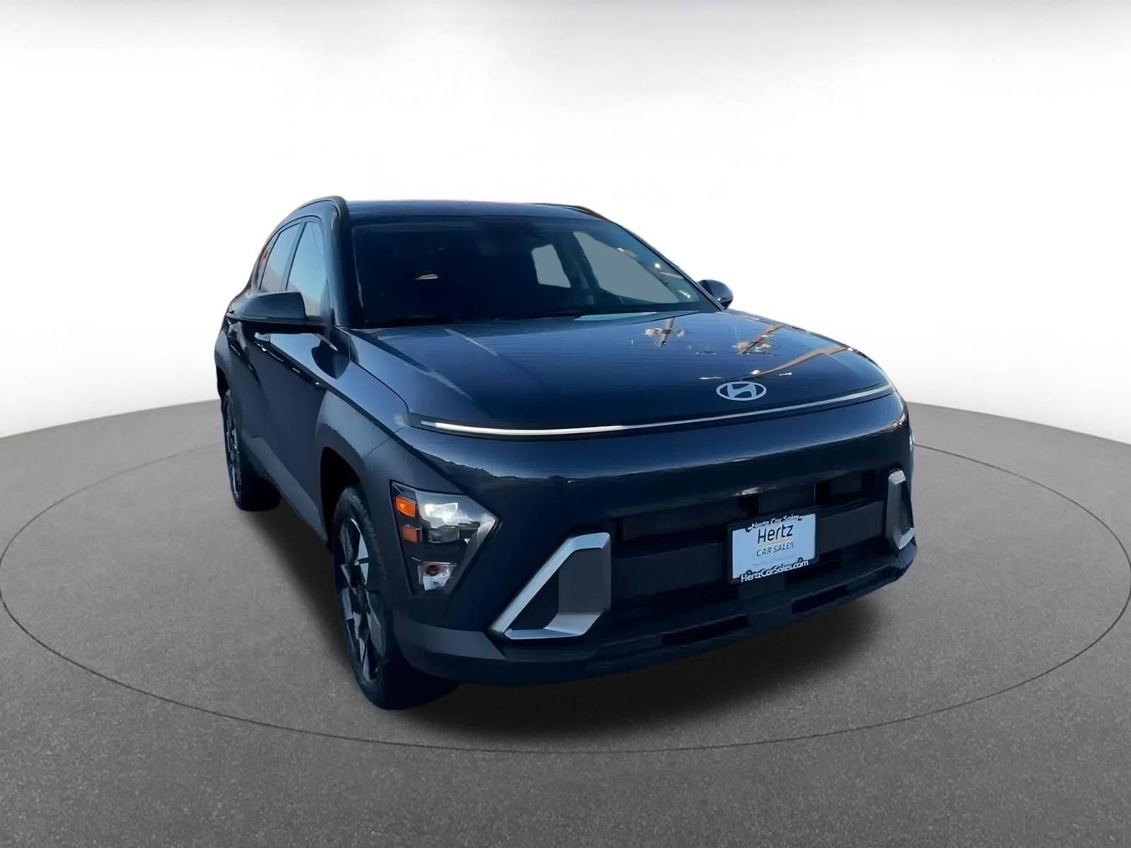 Used 2025 Hyundai Kona SEL image 3