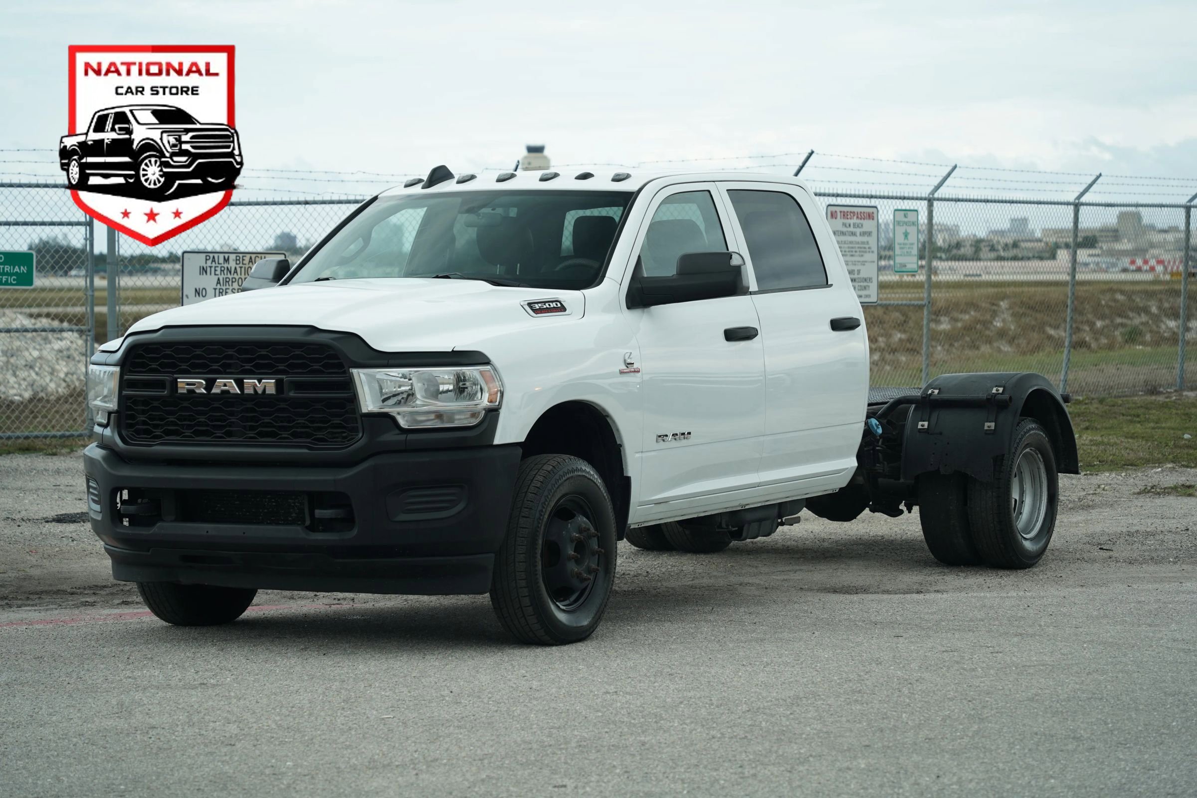 Used 2022 RAM 3500 Tradesman image 1