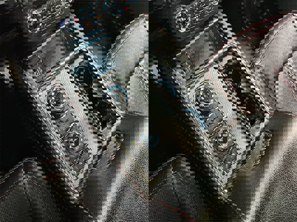 Used 2021 Ford Expedition Limited image 33