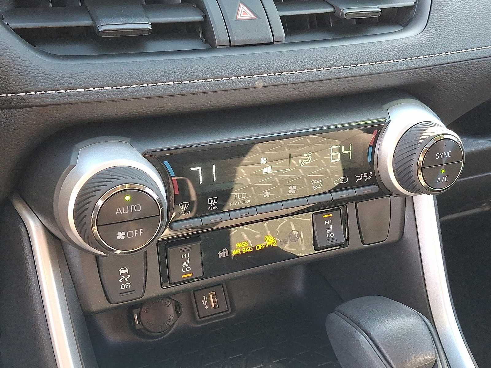 Certified 2024 Toyota RAV4 XLE image 17