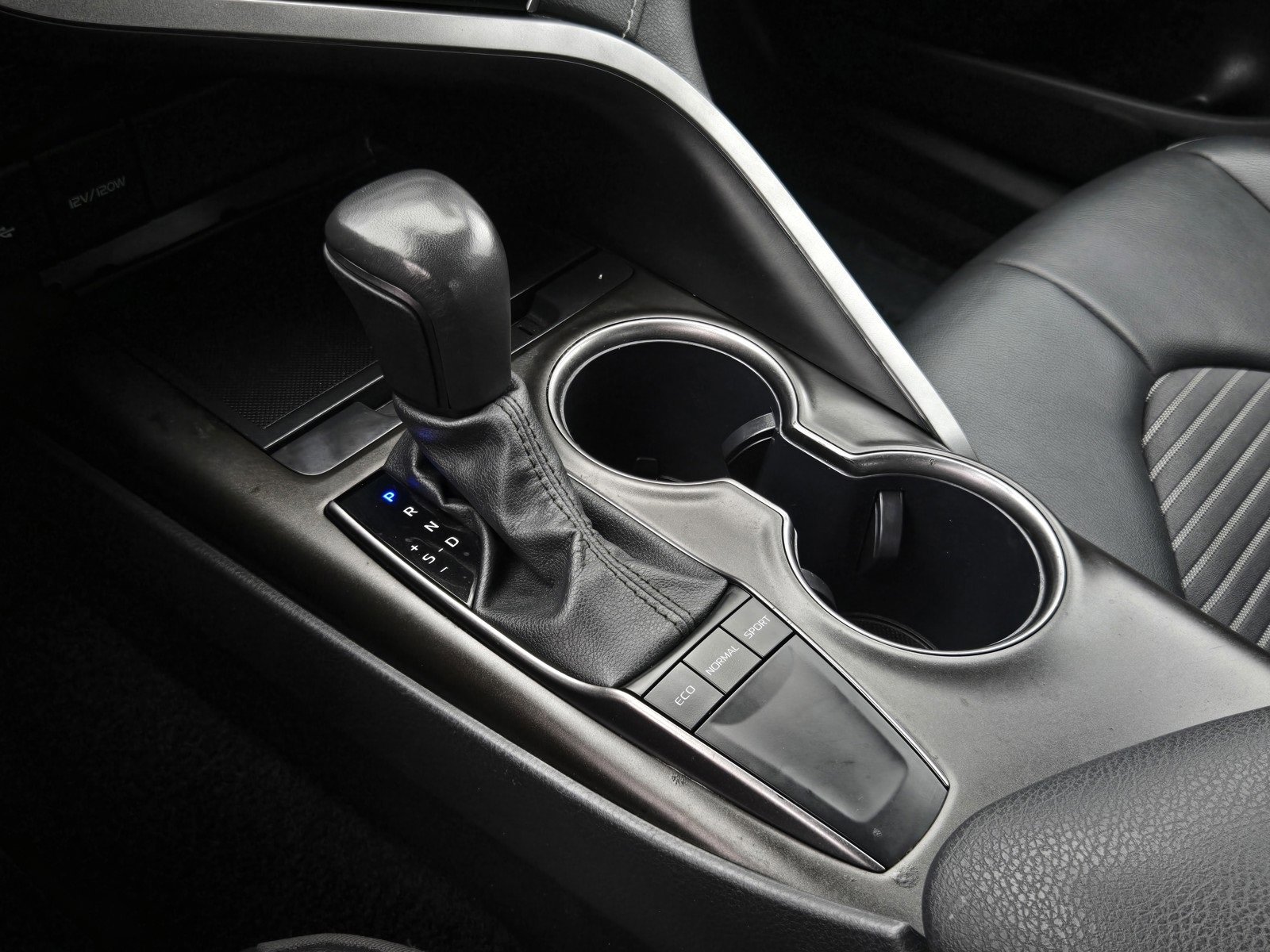 Certified 2024 Toyota Camry SE image 17