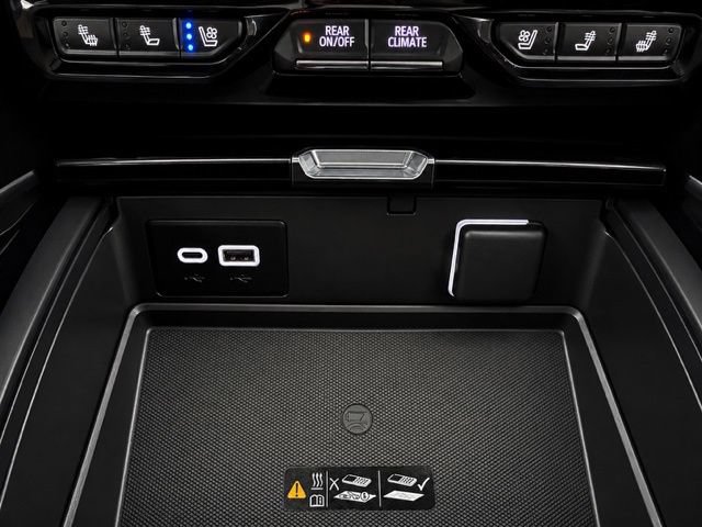 Used 2021 GMC Yukon XL Denali w/ Denali Premium Package AWD/4WD image 38