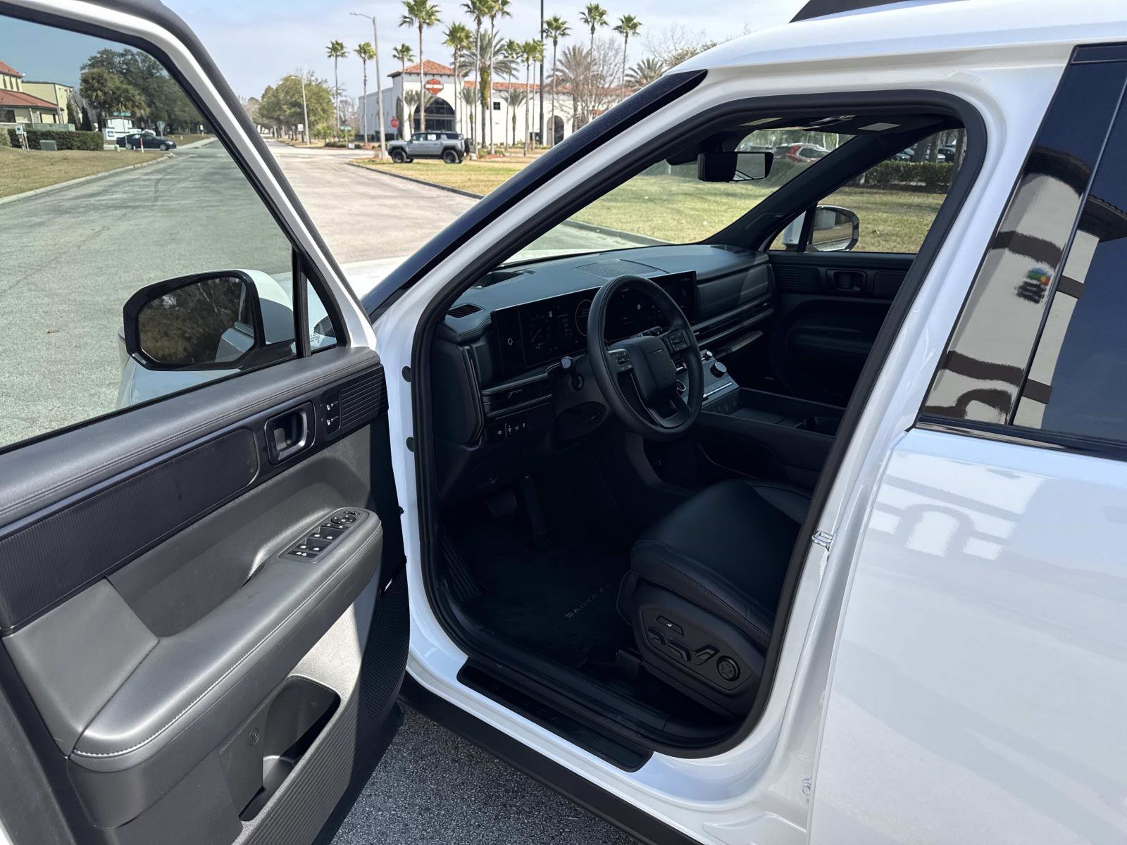 Used 2024 Hyundai Santa Fe Calligraphy image 17