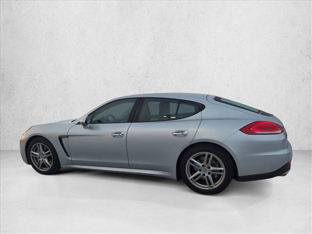 Used 2015 Porsche Panamera image 5