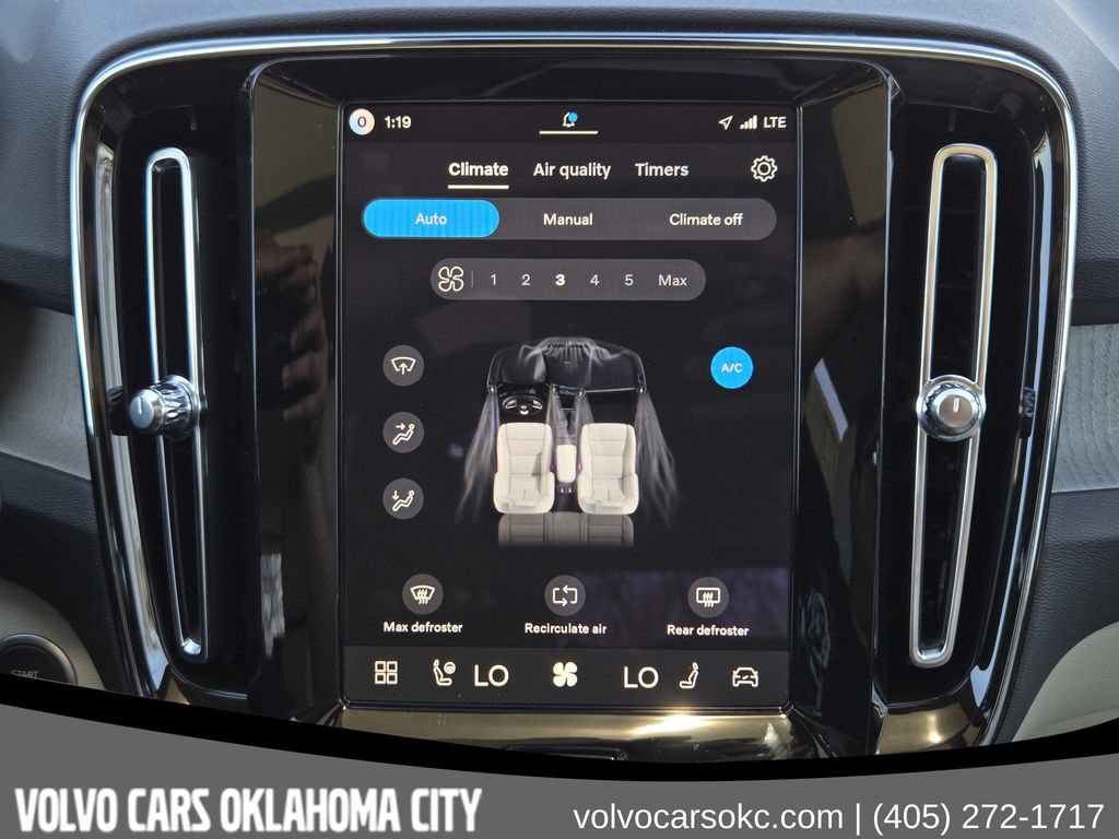 Used 2026 Volvo XC40 B5 Ultra w/ Protection Package Premier AWD/4WD image 19