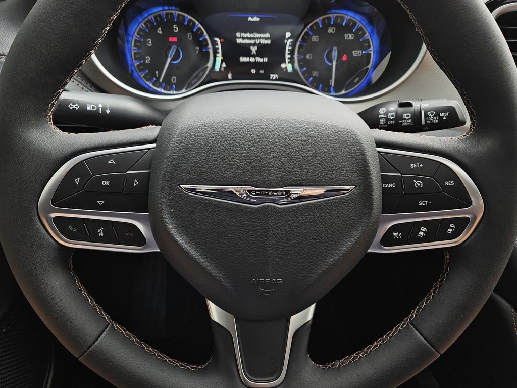 New 2026 Chrysler Pacifica Pinnacle FWD image 24