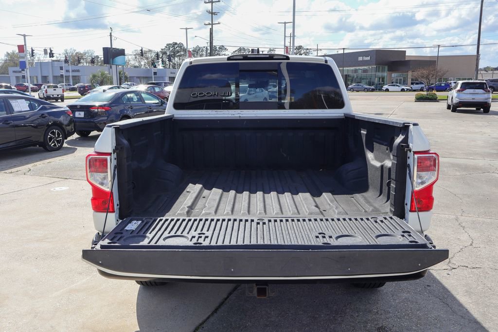 Used 2022 Nissan Titan S w/ S Utility Package image 24