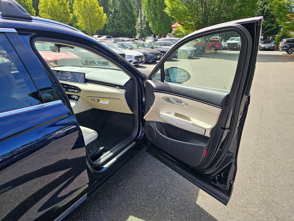 New 2026 Genesis GV70 2.5T Advanced AWD/4WD image 28