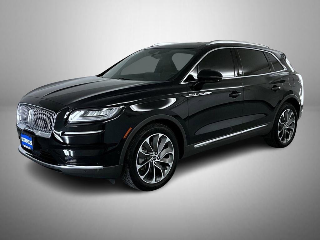 Used 2022 Lincoln Nautilus Reserve AWD/4WD image 1