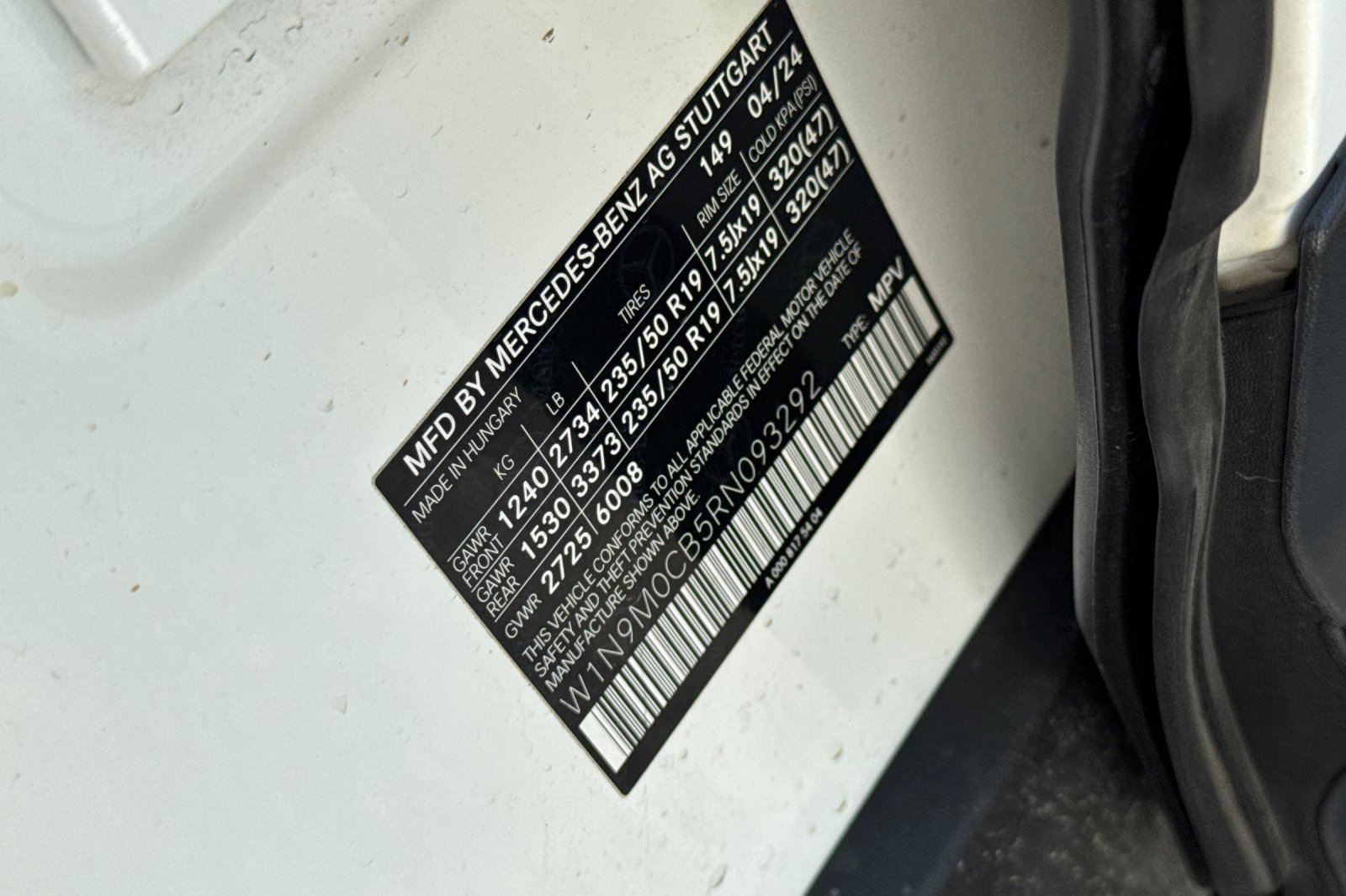 Used 2024 Mercedes-Benz EQB 250+ image 38