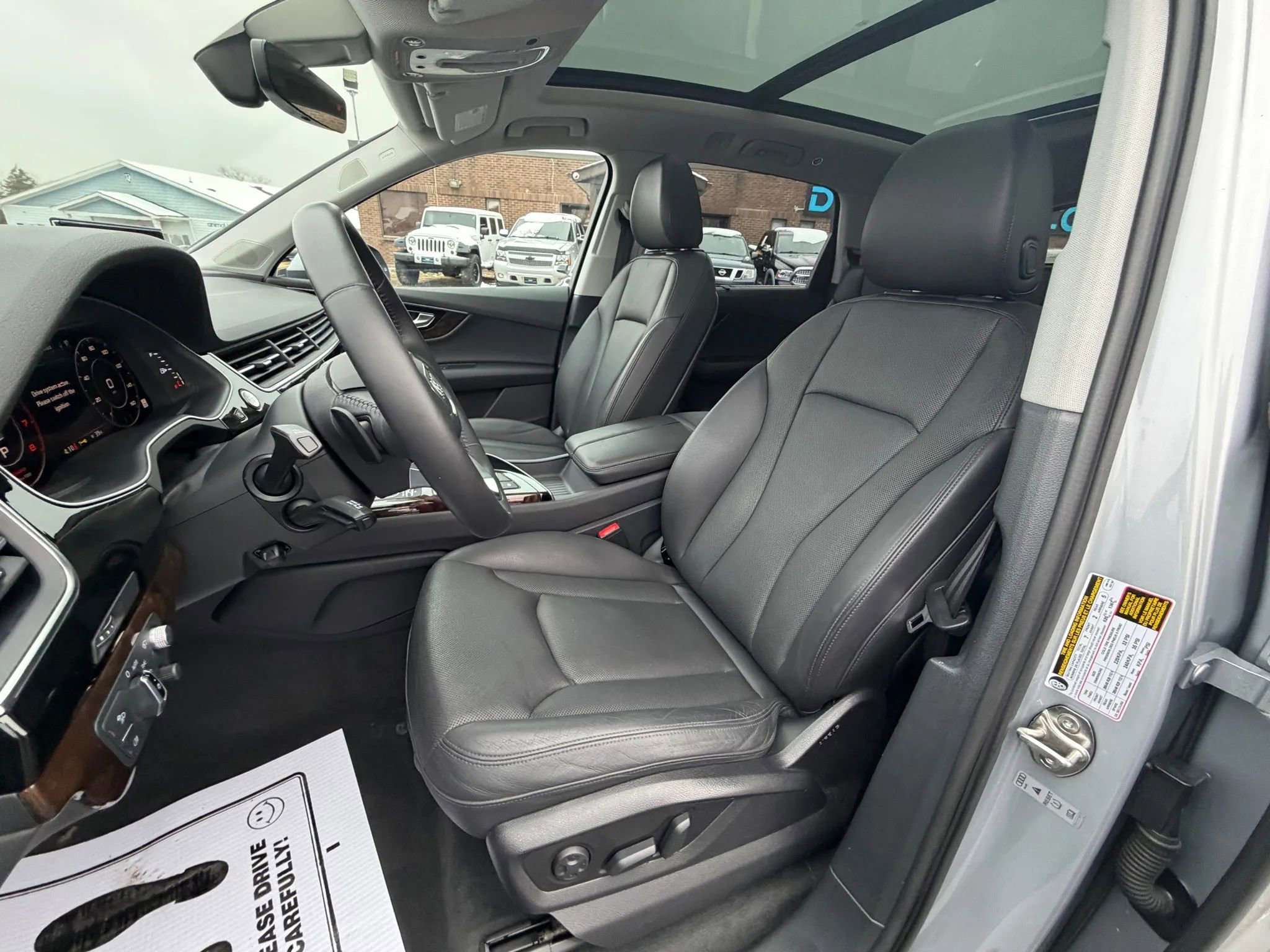 Used 2018 Audi Q7 3.0T Prestige AWD/4WD image 11