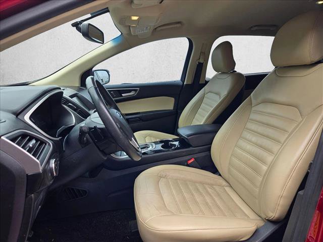 Used 2015 Ford Edge SEL w/ Equipment Group 201A AWD/4WD image 18