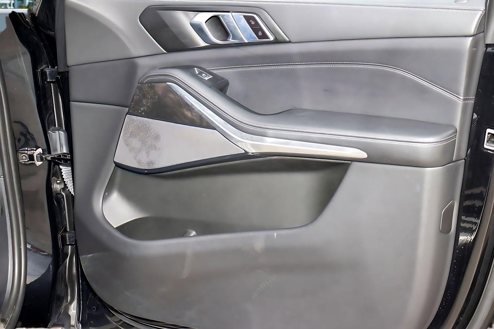 Used 2024 BMW X5 sDrive40i image 21