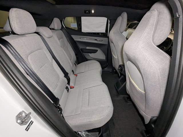 New 2025 Volvo EX30 Ultra w/ Protection Package Premier AWD/4WD image 29