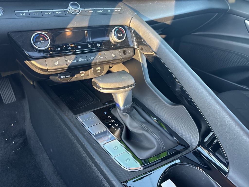 New 2025 Hyundai Elantra SEL w/ Cargo Package FWD image 33