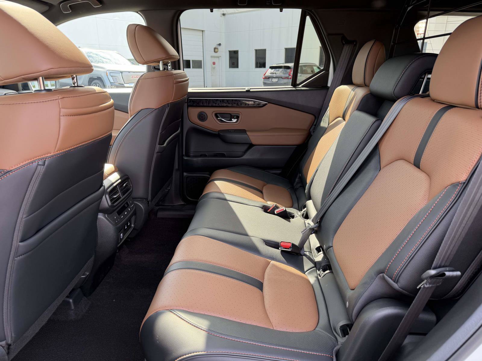Certified 2026 Honda Passport TrailSport Elite image 9