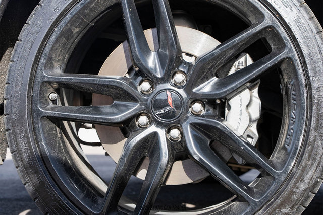 Used 2018 Chevrolet Corvette Stingray Coupe w/ 1LT image 50