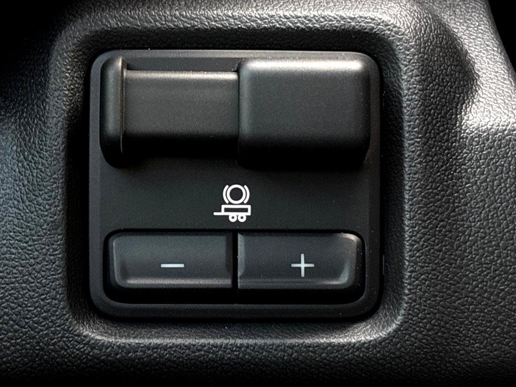 New 2024 Chevrolet Silverado EV RST image 27