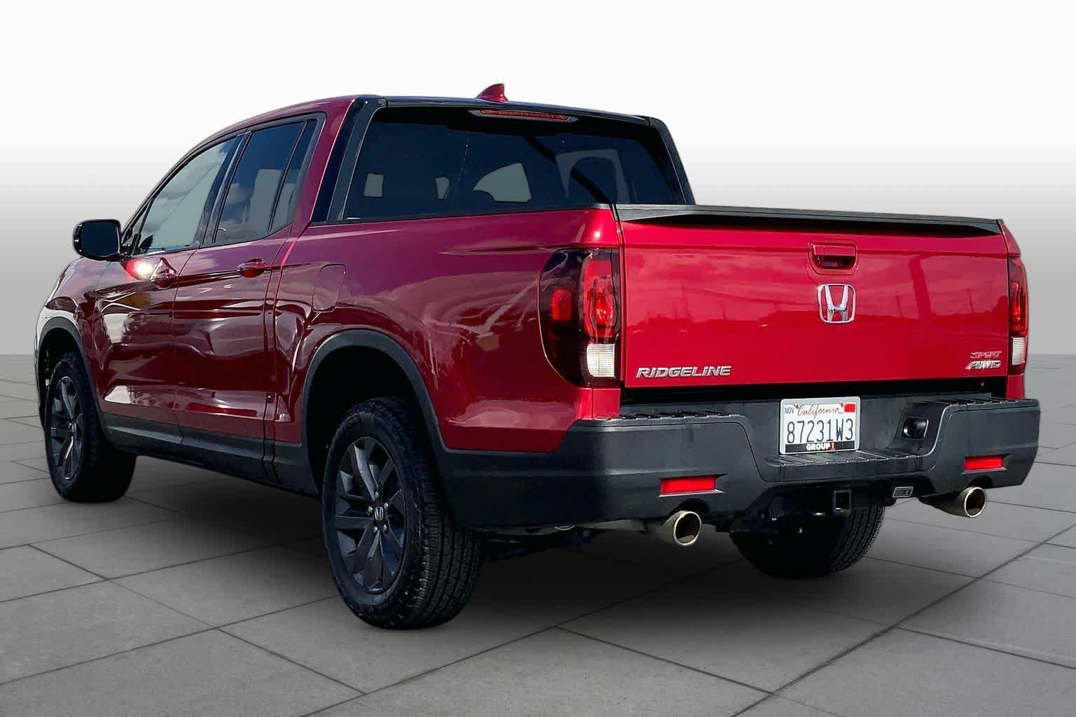 Used 2023 Honda Ridgeline Sport image 11