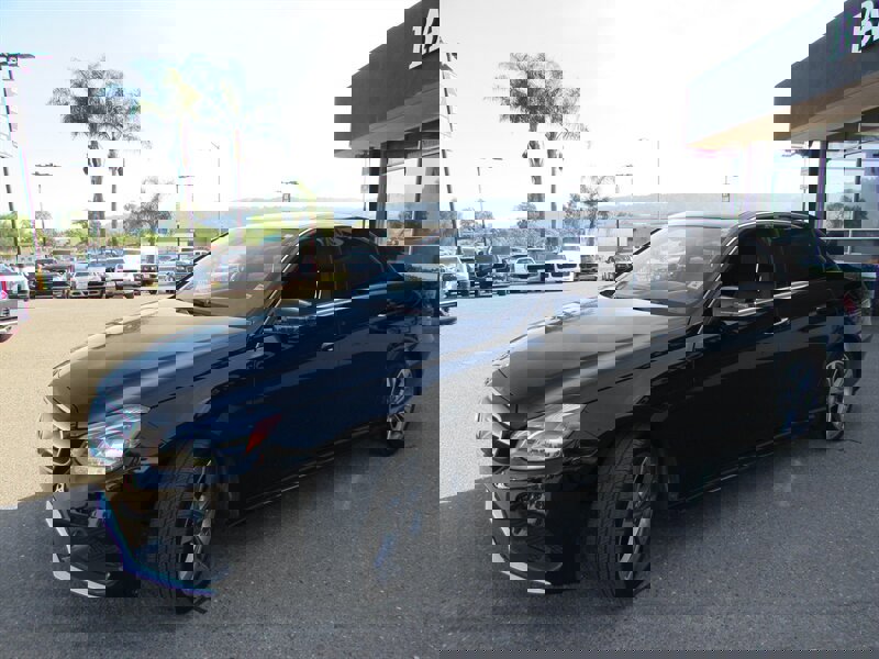 Used 2014 Mercedes-Benz E 350 Sedan image 2