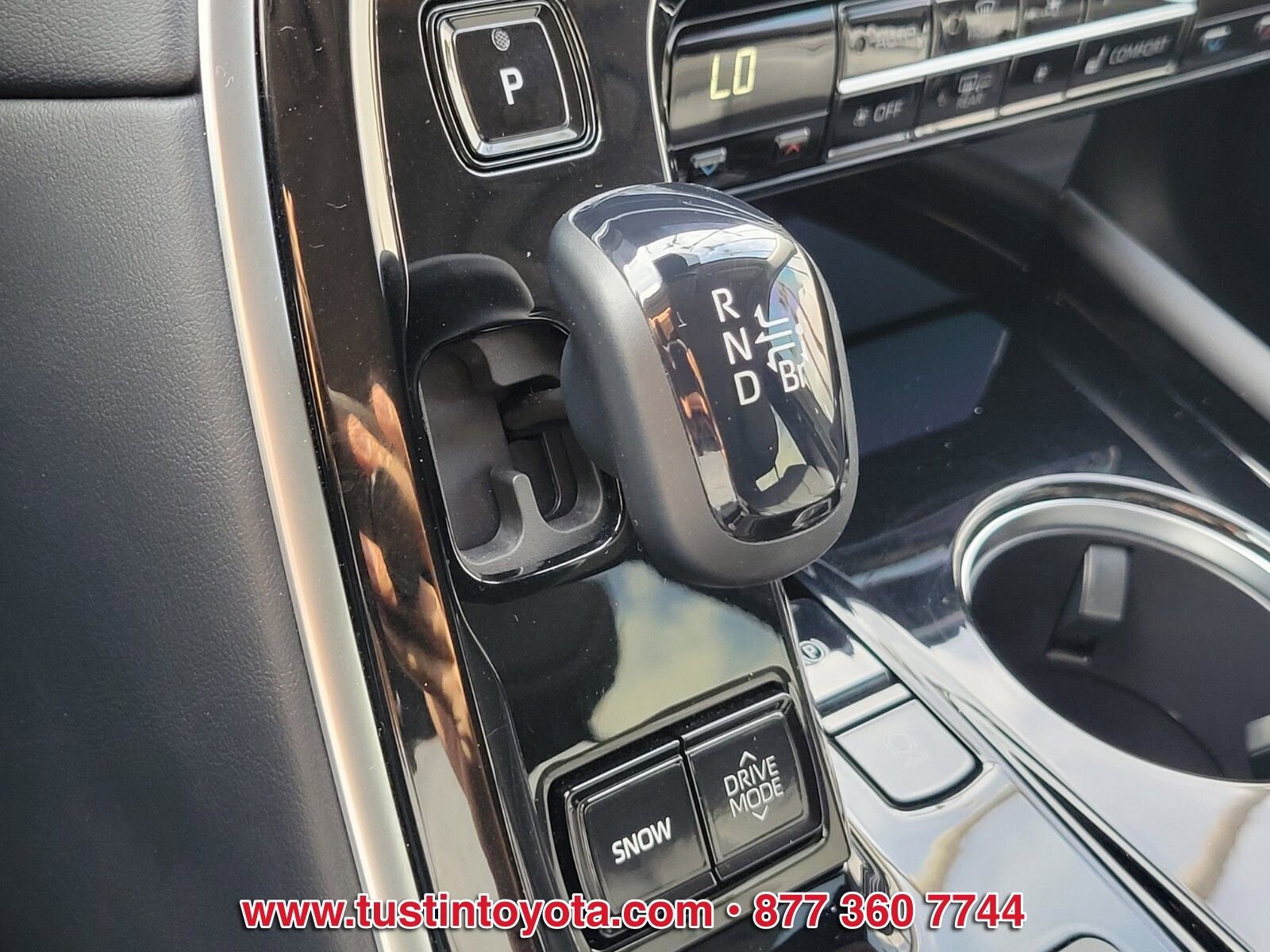 Used 2025 Toyota Mirai XLE RWD image 23